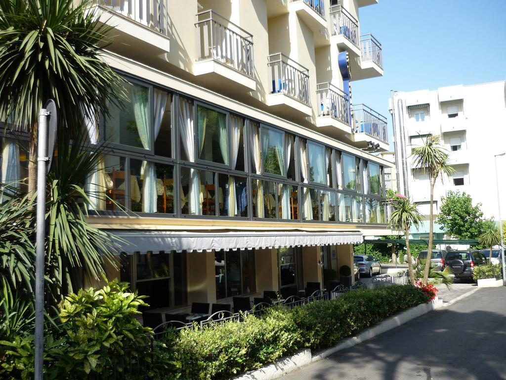 Blu Star Hotel Gabicce Mare Luaran gambar